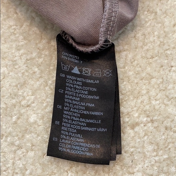 🔥3/$10🔥 GUC basic tanks from H&M - Picture 6 of 10